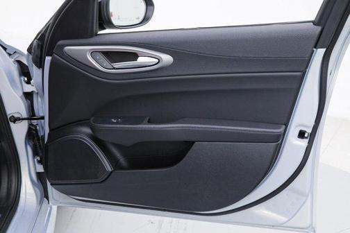 2025 Alfa Romeo Giulia RWD