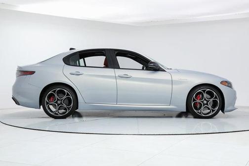 2025 Alfa Romeo Giulia RWD