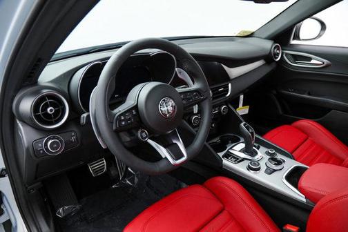 2025 Alfa Romeo Giulia RWD