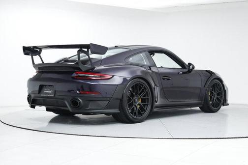 2018 Porsche 911 GT2 RS