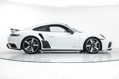 2022 Porsche 911 Turbo S
