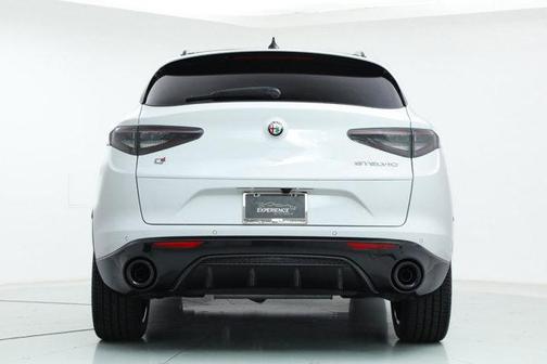 2025 Alfa Romeo Stelvio Sprint AWD