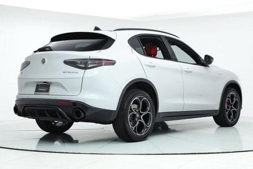 2025 Alfa Romeo Stelvio Sprint AWD