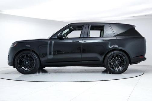 2024 Land Rover Range Rover P530 SE