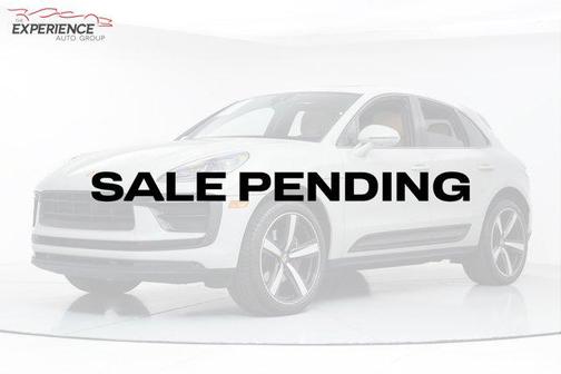 2022 Porsche Macan Base