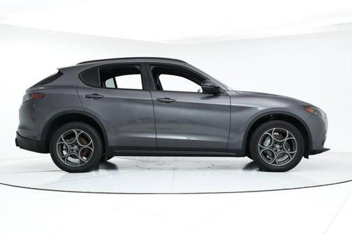 2025 Alfa Romeo Stelvio Sprint AWD