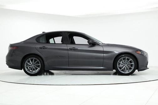 2025 Alfa Romeo Giulia RWD