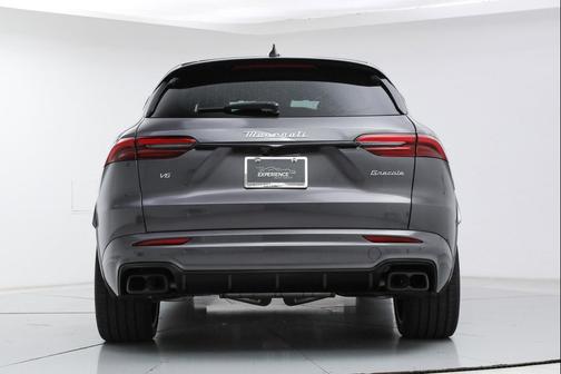 Grigio Lava Metallic 2026 Maserati Grecale Modena