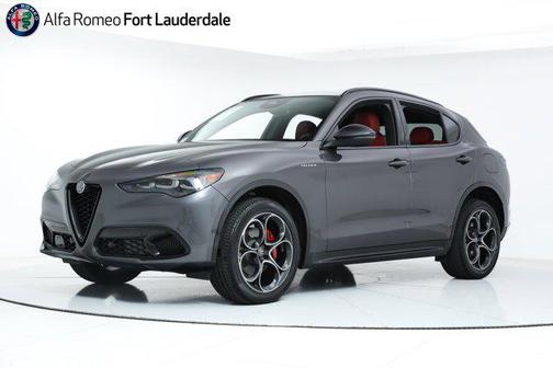 2025 Alfa Romeo Stelvio Sprint AWD