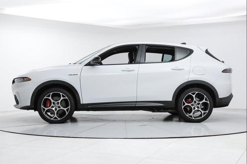Alfa White 2024 Alfa Romeo Tonale Veloce EAWD