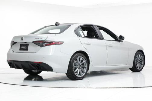 2025 Alfa Romeo Giulia RWD