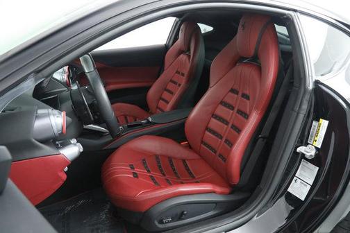 2019 Ferrari 812 Superfast Base