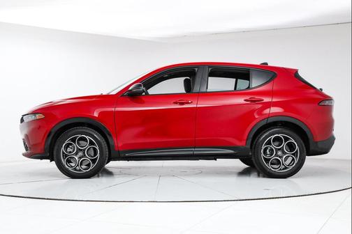 Alfa Rosso 2025 Alfa Romeo Tonale AWD