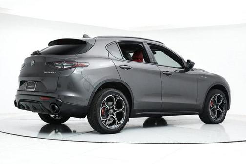 2025 Alfa Romeo Stelvio Sprint