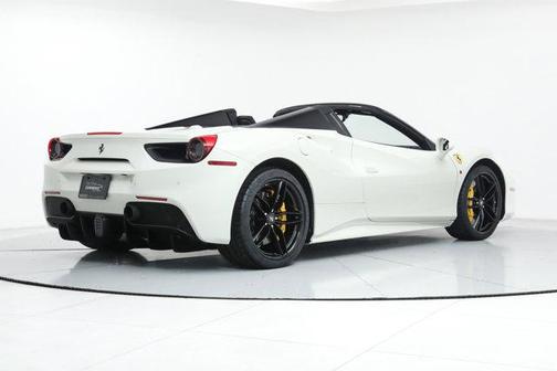 2017 Ferrari 488 Spider Base