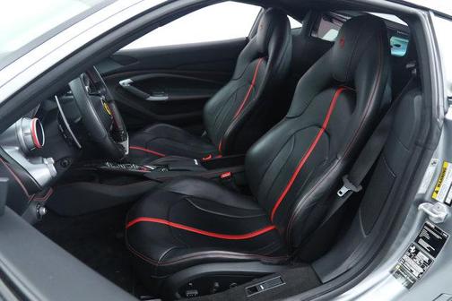 Argento Nurburgring Metallic 2021 Ferrari F8 Tributo Base