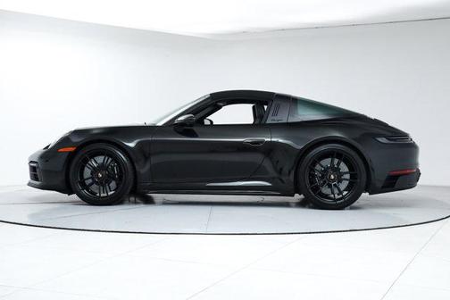 2022 Porsche 911 Targa 4 GTS