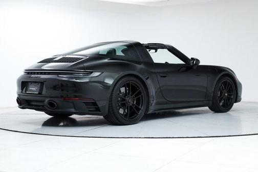 2022 Porsche 911 Targa 4 GTS