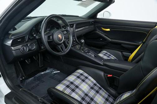 2019 Porsche 911 Speedster