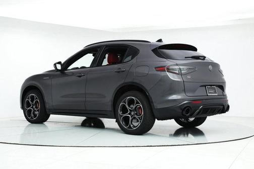 2025 Alfa Romeo Stelvio Sprint
