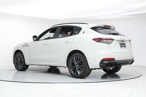 2022 Maserati Levante Modena