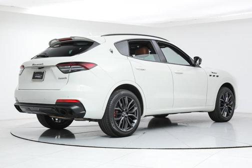 2022 Maserati Levante Modena