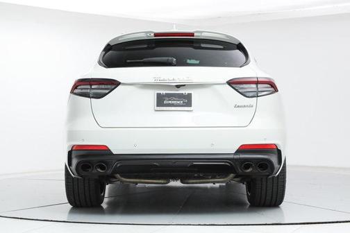 2022 Maserati Levante Modena