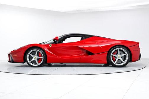 2014 Ferrari LaFerrari 2dr Cpe
