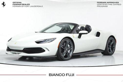 Bianco Fuji 2025 Ferrari 296 GTS Convertible