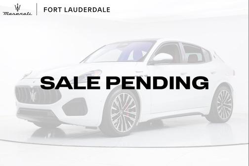 Bianco 2023 Maserati Grecale Modena