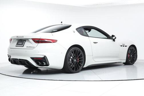 2024 Maserati GranTurismo Trofeo