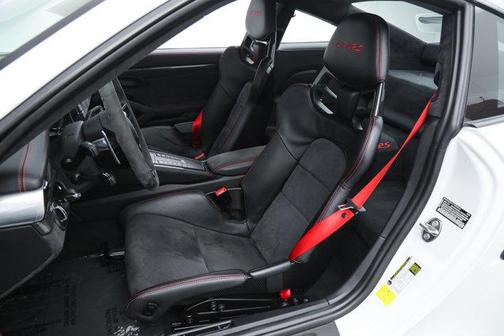 2018 Porsche 911 GT2 RS