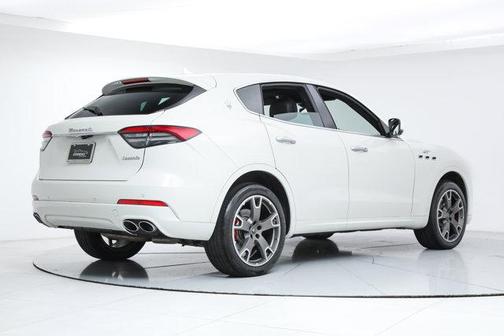 2023 Maserati Levante GT