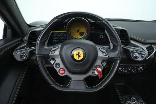 2013 Ferrari 458 Spider Base