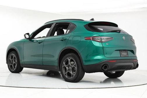 2025 Alfa Romeo Stelvio Sprint
