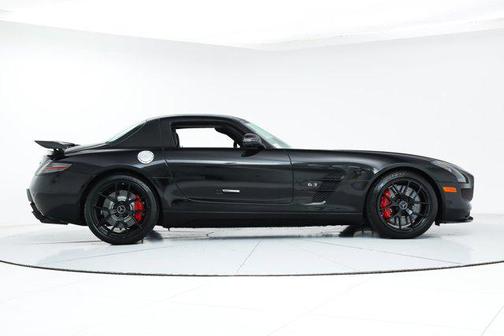 2015 Mercedes-Benz SLS AMG GT Final Edition