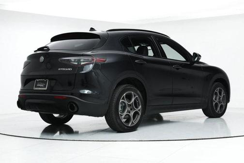 2025 Alfa Romeo Stelvio Sprint AWD