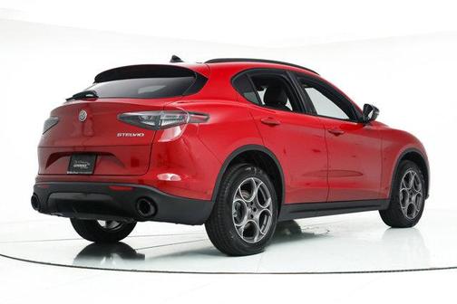2025 Alfa Romeo Stelvio Sprint