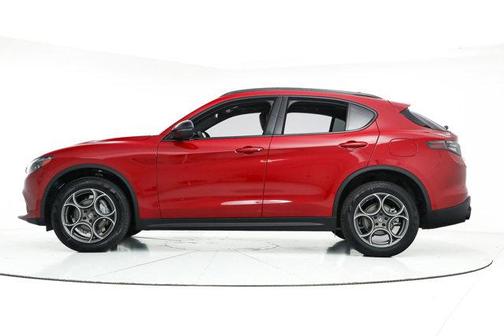 2025 Alfa Romeo Stelvio Sprint