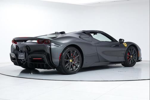Canna Di Fucile 2025 Ferrari SF90 Spider Convertible