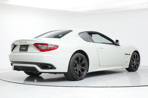 2014 Maserati GranTurismo Sport