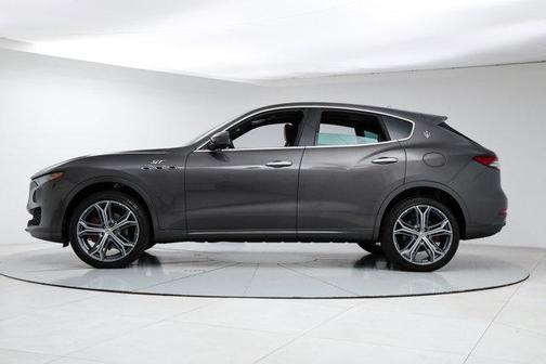 Grigio Maratea Metallic 2023 Maserati Levante GT