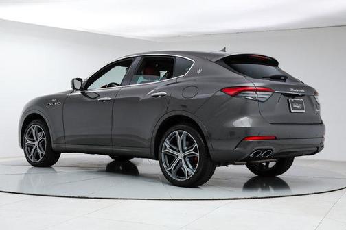 Grigio Maratea Metallic 2023 Maserati Levante GT