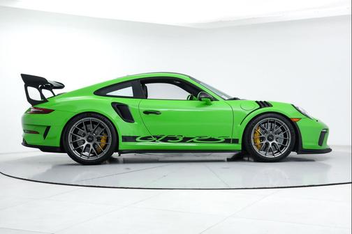 Lizard Green 2019 Porsche 911 GT3 RS