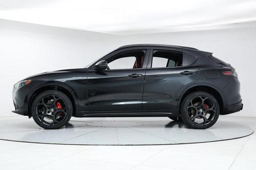 2025 Alfa Romeo Stelvio Sprint AWD