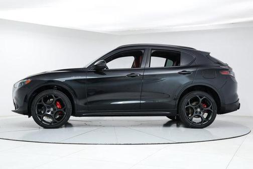 2025 Alfa Romeo Stelvio Sprint AWD