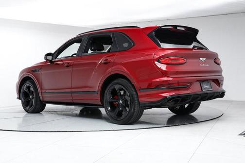 2022 Bentley Bentayga V8