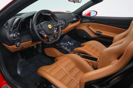 2019 Ferrari 488 Spider Base