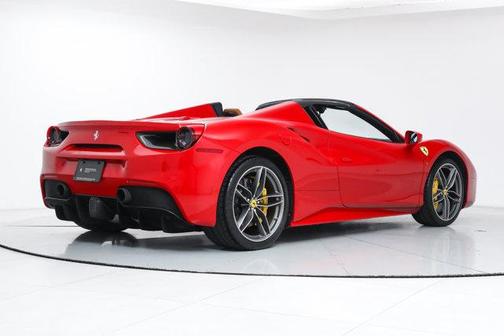2019 Ferrari 488 Spider Base