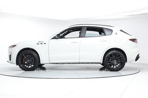 2022 Maserati Levante Modena